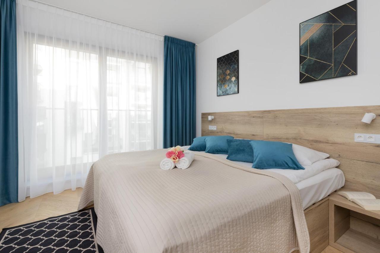 Warsaw Praga Okrzei Apartment By The River By Noclegi Renters Bagian luar foto